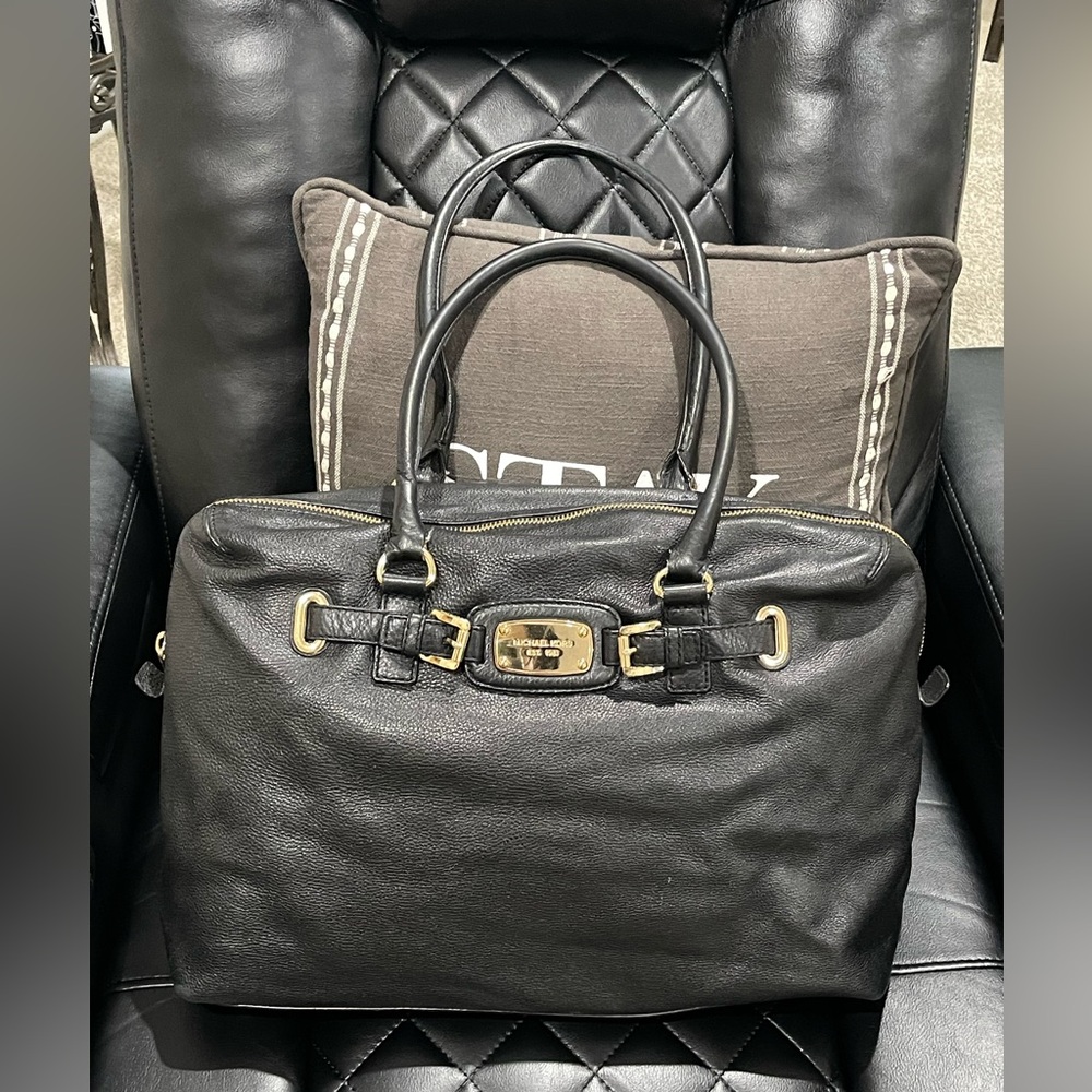 Black Leather Michael Kors Weekender Tote Bag w/Gold Accent - Picture 9 of 11